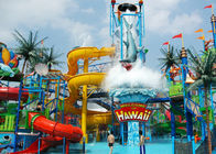 Kinderwasser-Aqua-Spielplatz, kundengebundene Fiberglas-Wasserrutsche