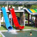 Wasserpark-Swimmingpool-Dias, Fiberglas-Fass und Schlitten-Dias